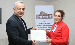 Elazığ aile destek merkezi kursiyerlerine sertifika