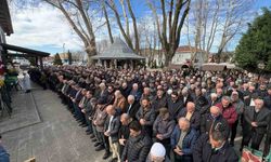 Eski milli futbolcu Tayfur Havutçu'nun vefat eden babası Sakarya'da toprağa verildi
