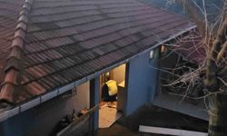 Evlere dadanan hırsızlar değerli eşya bulamayınca iş aletlerini çaldı