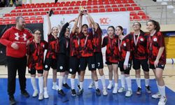 Genç Kız Futsal Müsabakaları Bilecik'te sona erdi