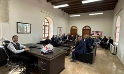 Gercüş Kaymakamı Öztaş muhtarlarla bir araya geldi