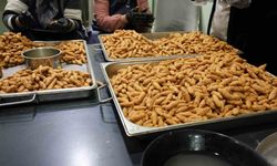 Gönüllüler el ele verdi her gün 250 ihtiyaç sahibine iftar hazırlıyor