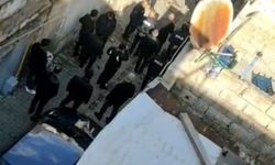 Hırsızlık için eve giren üvey kardeşin boğmaya çalıştığı kadın hastanede hayatını kaybetti