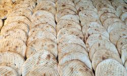 Kahramanmaraş'ın tecilli lezzeti Maraş çöreği Ramazan sofralarını süslüyor