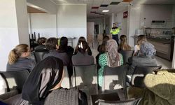 Karabiga Özel Engelli Yaşam Merkezinde çalışan kadınlara jandarma ekiplerinden çeşitli bilgilendirmeler