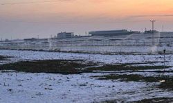 Karla kaplı arazide kaçak elektrikle sulama