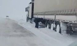 Kars'ta kar, kazaları beraberinde getirdi