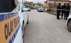 Kavga ettiği karısını tüfekle vurup ağır yaraladı