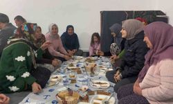 Kaymakam Kılıç, yangından etkilenen vatandaşlarla bir araya geldi