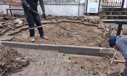 Koçarlı'da bozuk yollar onarıldı, Cihanoğlu Camii çevresi yeniden düzenlendi