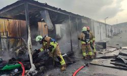 Konteynerde çıkan yangın söndürüldü