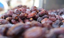 Konya'da hurmalar hem tezgahlarda hem de iftar sofralarında yerini aldı