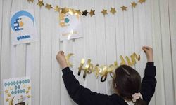 Koruma altındaki çocuklar evlerini Ramazan ayı için süsledi