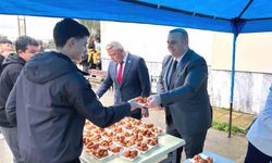 Köşk'te 6 Şubat depremlerinde hayatını kaybedenler için lokma hayrı yapıldı