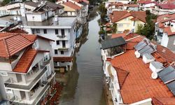 Köyceğiz Göl'ü taştı, ilçe Venedik'e döndü