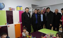 Kütahya Belediyesi Gündüz Çocuk Bakımevi yeni yerinde hizmete açıldı