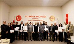 Kütahya'da tütün kullanmayı 11 sağlık personeline başarı belgesi