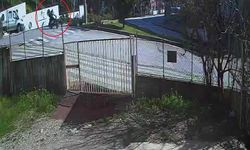 Manavgat'ta motorlu bisiklet takla attı: 1'i ağır 2 yaralı