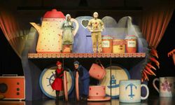 Mersin Şehir Tiyatrosuna küçük ellerden büyük alkış