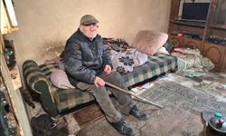 Metruk evde yaşam mücadelesi veren Celal amca huzurevine alındı