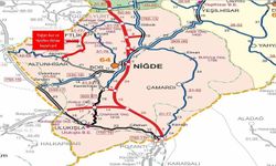 Niğde'de yoğun kar yağışı nedeniyle iki yol trafiğe kapatıldı