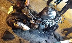 Osmaniye'de park halindeki motosiklet alev alev yandı