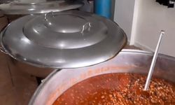 Patnos'ta belediyenin sıcak yemek hizmeti devam ediyor