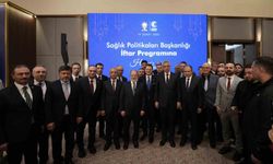 Sağlık çalışanları iftar sofrasında buluştu