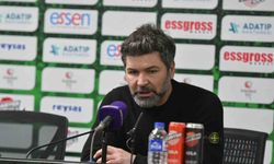 Sakaryaspor'da Teknik Direktör Hakan Kutlu ile yollar ayrıldı