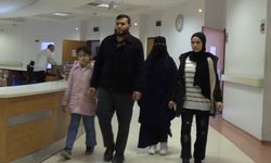 Şanlıurfa'da yatağa bağlı kardeşler tedavi sonrası yürümeye başladı