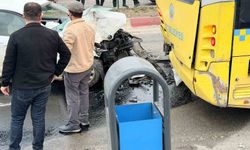 Siirt'te otomobil ile otobüs çarpıştı: 2 yaralı