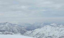 Sülbüs Dağı'nda zorlu kış tırmanışı