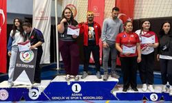 Tekirdağlı öğrenci bilek güreşinde Türkiye birincisi oldu