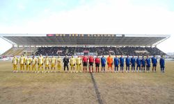 TFF 2. Lig: Muş Spor Kulübü: 4 - Menemen FK: 1