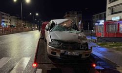 Tıra arkadan çarpan otomobilin sürücüsü yaralandı