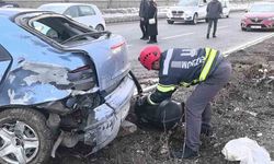 Trafik kazası sonrası araçtan kopan LPG tankı korku dolu anlar yaşattı