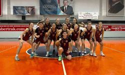 TREDAŞ Spor Kulübü U18 Kız Takımı namağlup il şampiyonu oldu