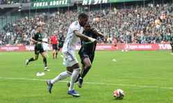 Trendyol Süper Lig: Kocaelispor: 0 - Beşiktaş: 0 (İlk yarı)