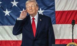 Trump: 'İran bir anlaşma yapmamaya karar verirse, ABD'nin Diego Garcia'da bulunan havaalanını kullanması gerekebilir'