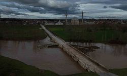 Tunca Nehri seddelerindeki menfez ve pompa istasyonları alarm veriyor