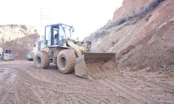 Turgutlu'da şiddetli yağış toprak kaymasına neden oldu