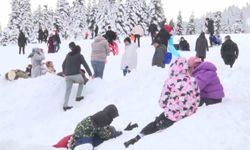 Uludağ, yarıyıl tatilinde yüzbinlerce kişiyi ağırladı
