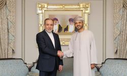 Umman: 'İran-ABD görüşmelerinde müzakerelerin yeniden başlatılması için uygun koşulların hazırlanmasına odaklanılıyor'