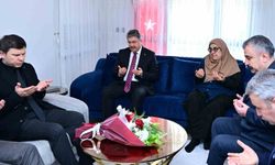 Vali Dr. Erdinç Yılmaz şehit ailesine taziye ziyaretinde bulundu