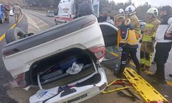 Yayladağı'nda takla atan otomobilin sürücüsü yaralandı