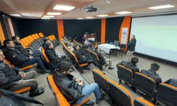 Yüksekova'da 98 yetiştiriciye 'sürü yönetimi' eğitimi verildi