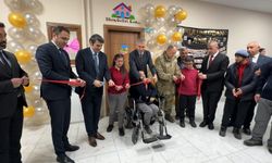 Yüksekova'da özel öğrenciler için 'Uygulama Evi' açıldı