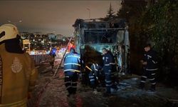 15 Temmuz Şehitler Köprüsü'nde metrobüs alev alev yandı: Yolcular tahliye edildi