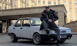 1995 model Tofaş '16' plakası ile New York sokaklarında