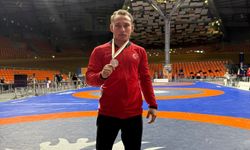 ADÜ'lü güreşçi uluslararası turnuvada gümüş madalya kazandı